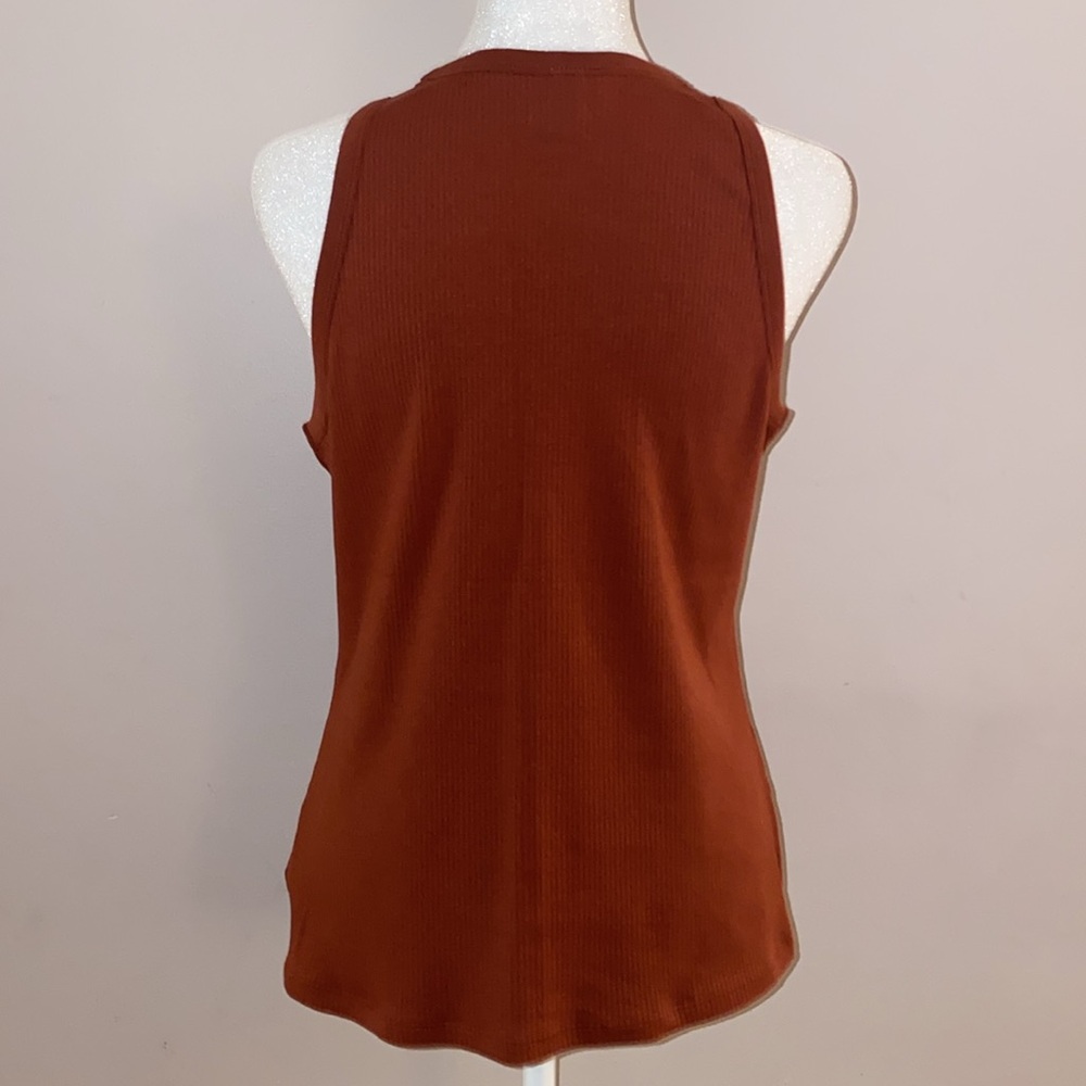 A New Day Ribbed Rust Tank - Picture 4 of 10